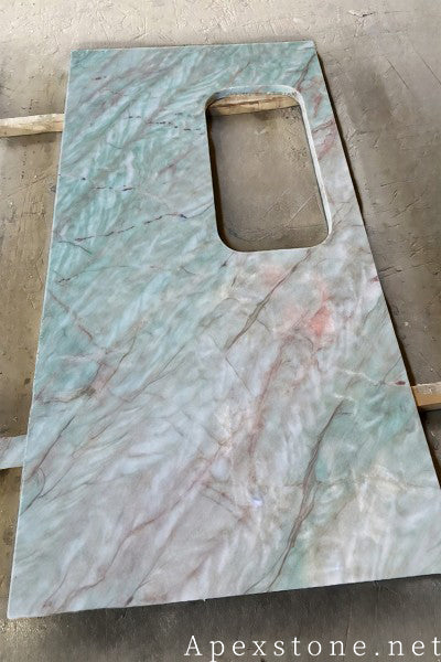 Waterfall Alexandrita Fantasy Quartzite island countertops