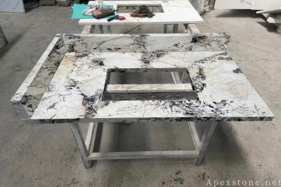 Butterfly Golden Flower Granite slabs