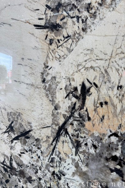 Butterfly Golden Flower Granite slabs