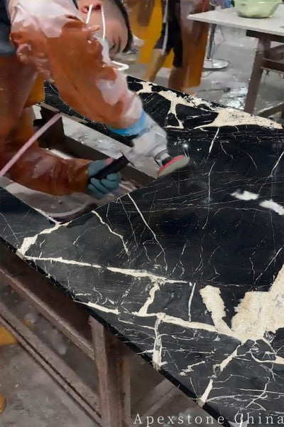 Polishing Portor Gold Marble counter tops