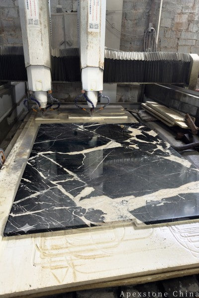 Polishing Portor Gold Marble counter tops