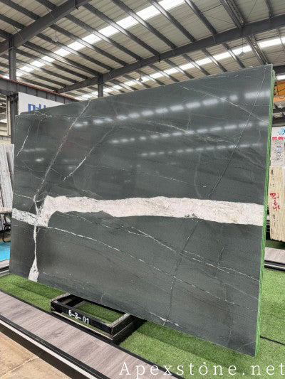 marble top Prada Emerald Marble bathtub